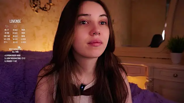 GillianDowdey online show from October 29, 2025, 3:09 am