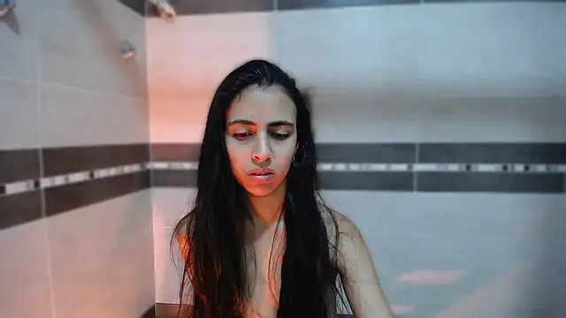 anna alvarez online show from October 28, 2025, 1:25 pm