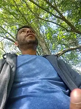 BombomNutela36 online show from April 17, 2026, 12:19 pm