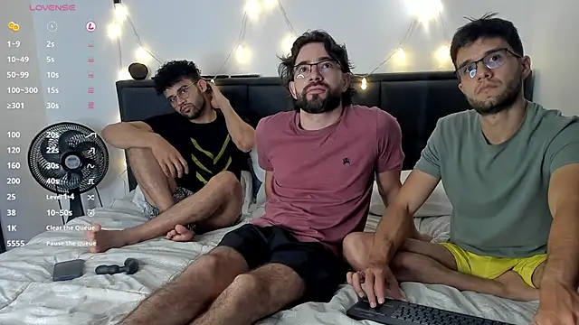 Snapshot of crisandrews chatting on January 6, 2025, 4:47 am crisandrews online show from January 6, 2025, 4:47 am