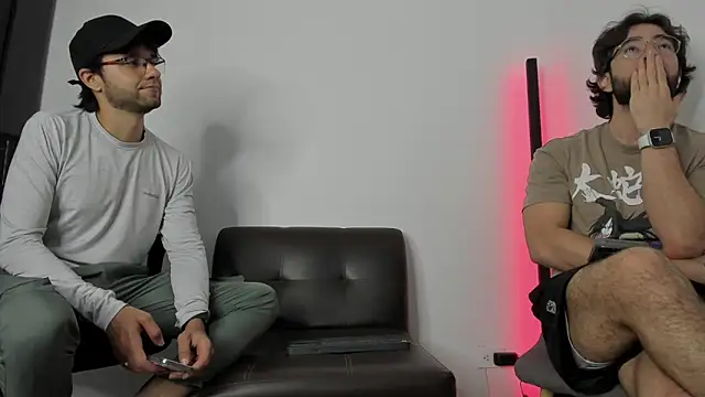 Snapshot of crisandrews chatting on September 27, 2025, 3:00 am crisandrews online show from September 27, 2025, 3:00 am