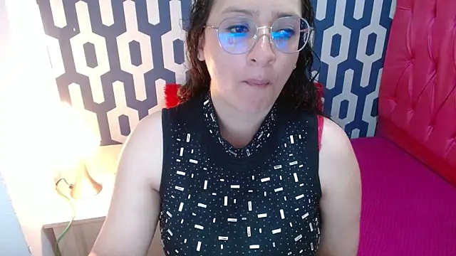 sarax ximena online show from October 31, 2025, 4:52 pm