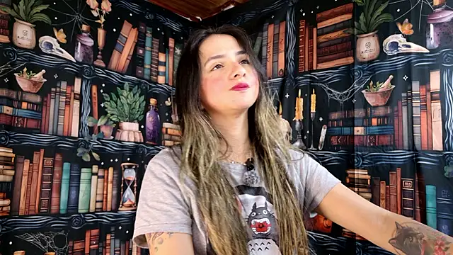 julietta   jackson online show from February 27, 2026, 8:20 pm