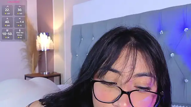 Snapshot of aprildreams19 chatting on February 3, 2026, 12:21 pm aprildreams19 online show from February 3, 2026, 12:21 pm