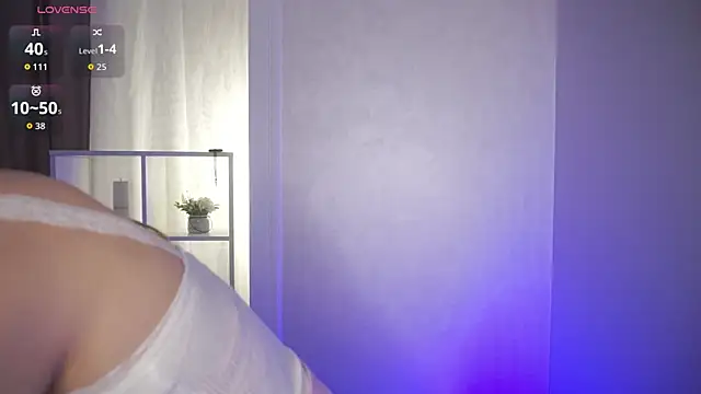 Azure eyes online show from November 11, 2025, 5:40 am