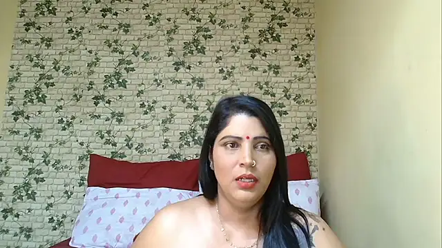 XIndianintimacy online show from April 17, 2026, 9:29 pm