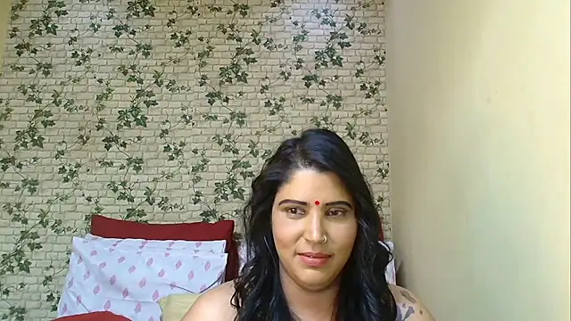 XIndianintimacy online show from April 24, 2026, 6:43 pm