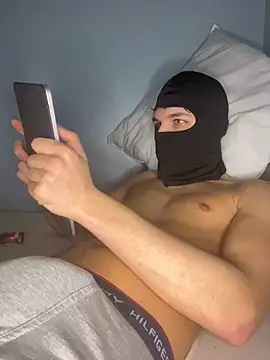 enzomlt online show from March 3, 2026, 12:28 am