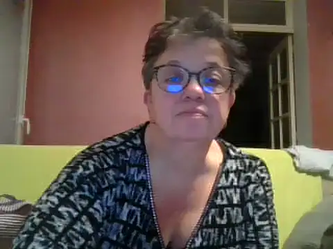 Vandeae44 online show from March 9, 2025, 8:31 pm