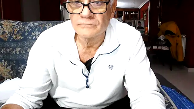 maduroguapo online show from January 5, 2026, 8:45 pm