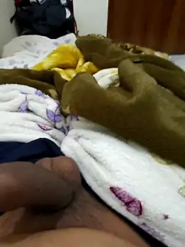 Sunnyoberoi01111 online show from December 9, 2024, 3:07 am