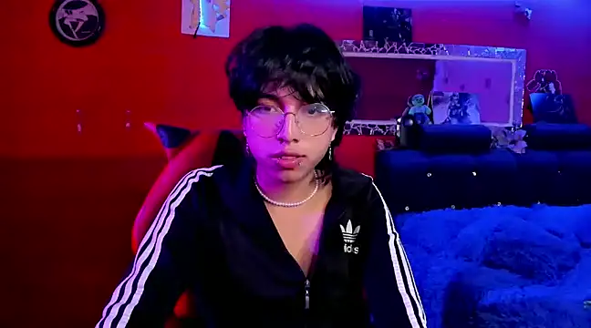 Snapshot of AnggelONfiree chatting on December 14, 2024, 12:23 pm AnggelONfiree online show from December 14, 2024, 12:23 pm