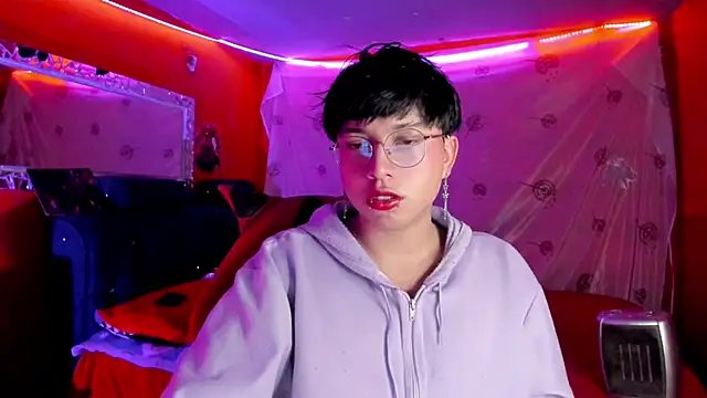 Snapshot of AnggelONfiree chatting on September 18, 2025, 5:53 am AnggelONfiree online show from September 18, 2025, 5:53 am