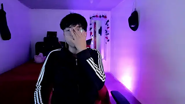 AnggelONfiree online show from January 10, 2026, 3:19 am