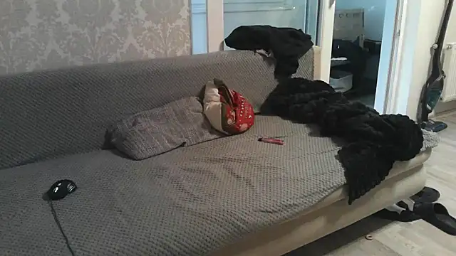 Zbochunec online show from December 3, 2025, 11:30 am