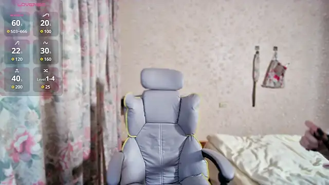 JIAJIA163 online show from March 7, 2025, 1:20 am