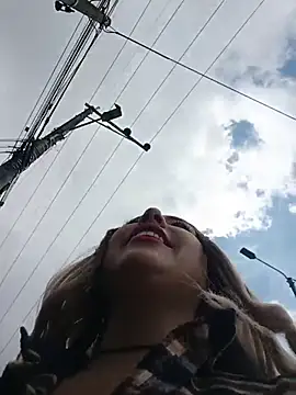 madelaine- online show from November 12, 2025, 7:35 pm