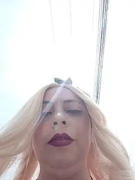 madelaine- online show from February 10, 2026, 6:12 pm