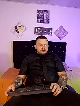 tony landri online show from September 25, 2025, 4:27 am