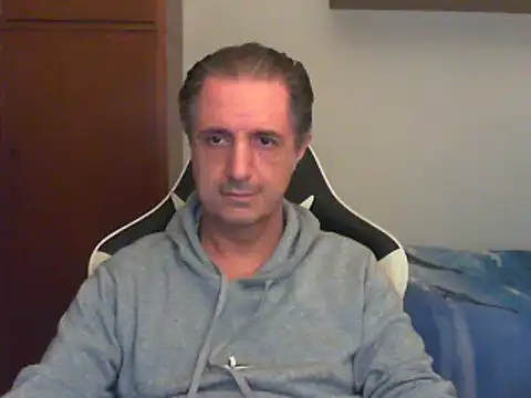 Snapshot of lliuk70mi chatting on February 22, 2025, 4:19 pm lliuk70mi online show from February 22, 2025, 4:19 pm