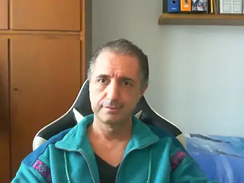 Snapshot of lliuk70mi chatting on March 5, 2025, 3:07 pm lliuk70mi online show from March 5, 2025, 3:07 pm