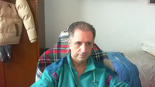 Snapshot of lliuk70mi chatting on March 3, 2026, 1:50 pm lliuk70mi online show from March 3, 2026, 1:50 pm