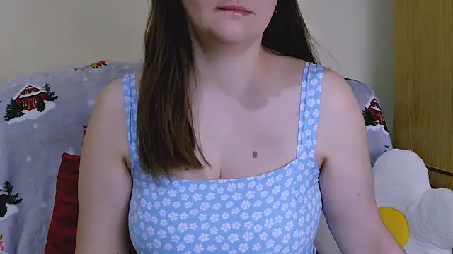 ChubbyMaia online show from January 12, 2025, 3:03 pm