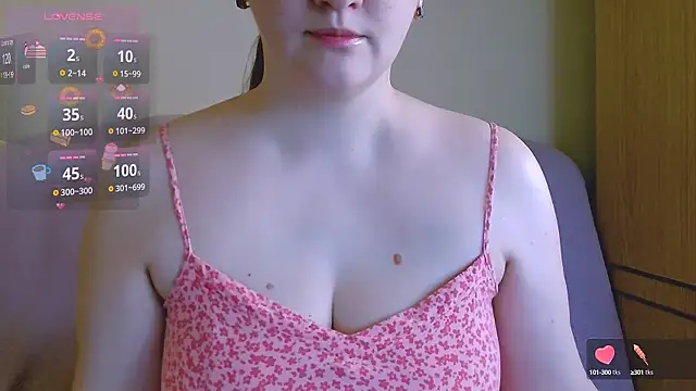 ChubbyMaia online show from March 8, 2025, 9:06 am