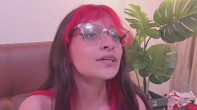 RedMeloddy online show from February 21, 2025, 10:26 pm