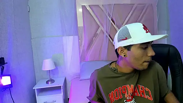 Annyeli online show from January 22, 2025, 11:43 pm