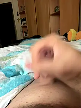 Gartengolem online show from September 13, 2025, 3:34 pm