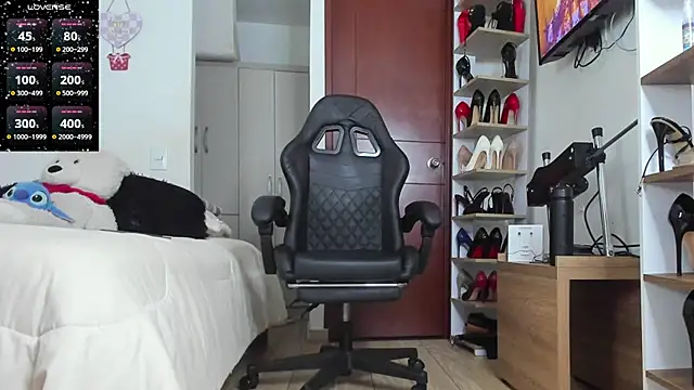 Snapshot of SophieBaker__ chatting on February 27, 2026, 2:22 am SophieBaker online show from February 27, 2026, 2:22 am