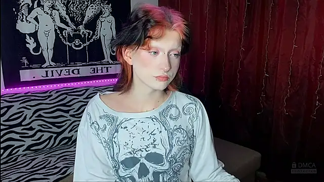 Vailyreb  online show from February 24, 2025, 6:36 pm