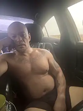 Snapshot of EatMyCake831 chatting on September 29, 2025, 3:50 pm EatMyCake831 online show from September 29, 2025, 3:50 pm