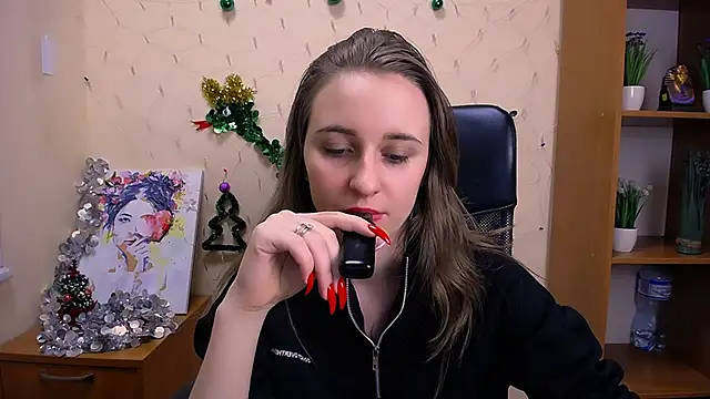 Snapshot of _Nicole_new chatting on December 22, 2024, 3:11 pm  Nicole new online show from December 22, 2024, 3:11 pm