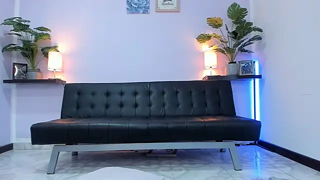 Aixaa charles online show from January 19, 2025, 6:21 pm