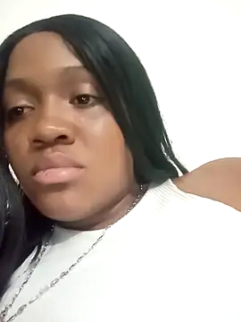 Snapshot of katia_palmer2_ chatting on October 29, 2025, 12:02 am katia palmer2  online show from October 29, 2025, 12:02 am