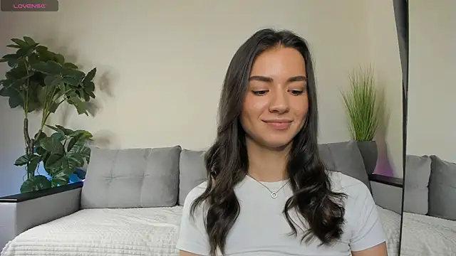 NicoleLuv online show from December 2, 2024, 7:27 pm