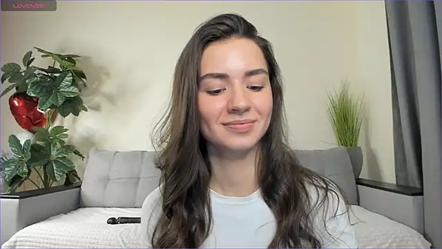 NicoleLuv online show from February 27, 2025, 7:15 pm