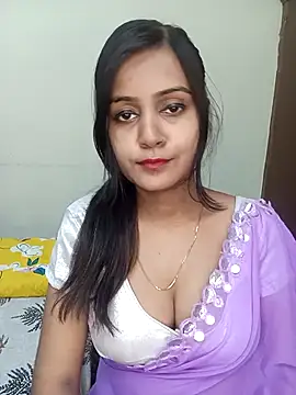 Miss-Riyasingh online show from November 13, 2025, 5:23 pm