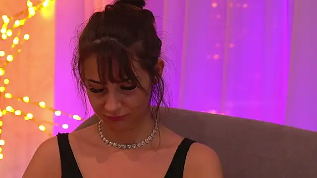 BelleSkye online show from February 5, 2026, 9:08 pm