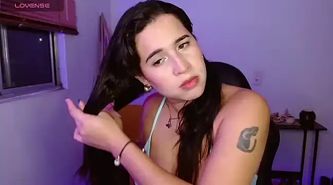 Snapshot of angelasmith15 chatting on February 11, 2025, 12:17 am angelasmith15 online show from February 11, 2025, 12:17 am