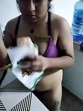 EmpaticBolillo online show from March 6, 2026, 3:36 am