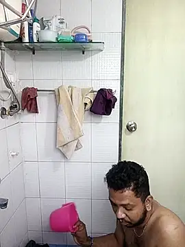 Mmm992170 online show from February 18, 2026, 3:13 am