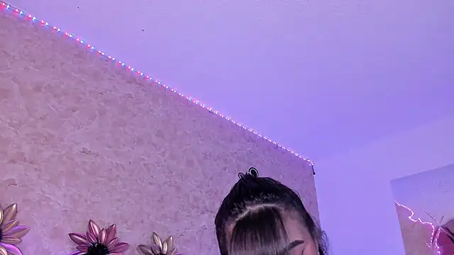 LorenaStevens online show from February 18, 2025, 3:53 am