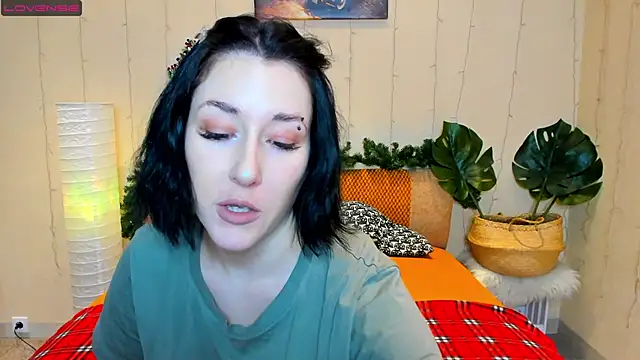 Snapshot of adell_berry chatting on January 18, 2025, 1:52 am adell berry online show from January 18, 2025, 1:52 am