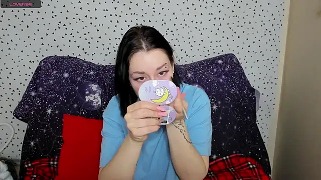 Snapshot of adell_berry chatting on February 6, 2025, 1:49 am adell berry online show from February 6, 2025, 1:49 am