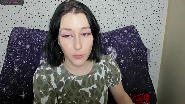 Snapshot of adell_berry chatting on February 8, 2025, 5:40 am adell berry online show from February 8, 2025, 5:40 am