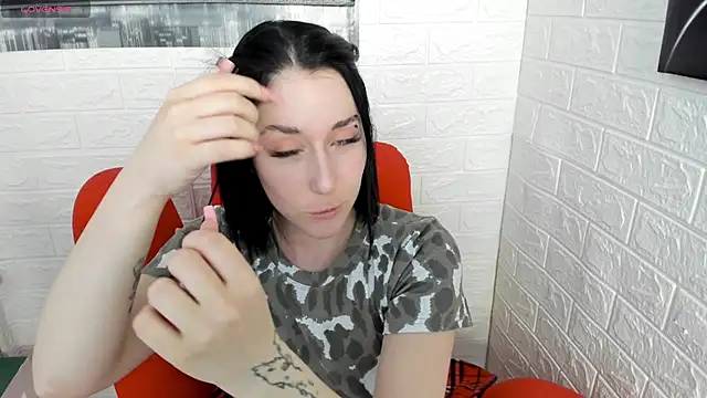 Snapshot of adell_berry chatting on February 22, 2025, 10:29 am adell berry online show from February 22, 2025, 10:29 am