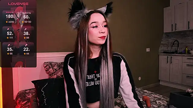 Kimiko   online show from October 13, 2025, 6:19 pm